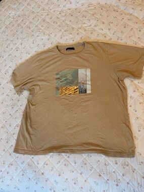 Oak & Fort Men's Beige Graphic Tee - Minimal Urban Print